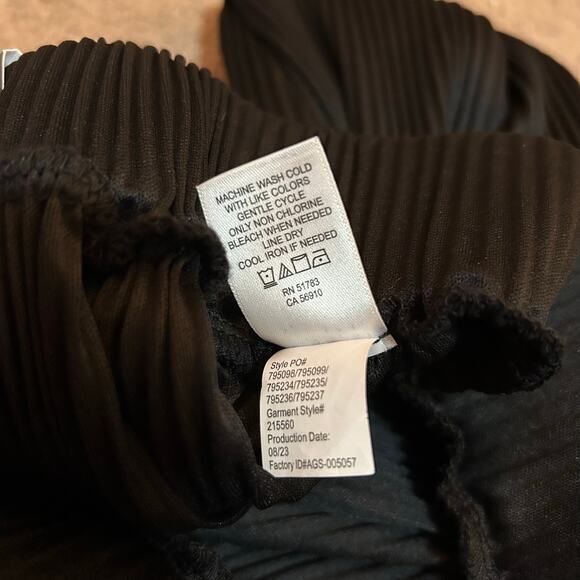 Maurices Plisse High Rise Wide Leg Pant Size XL Career Office Business Corporate - Picture 8 of 8